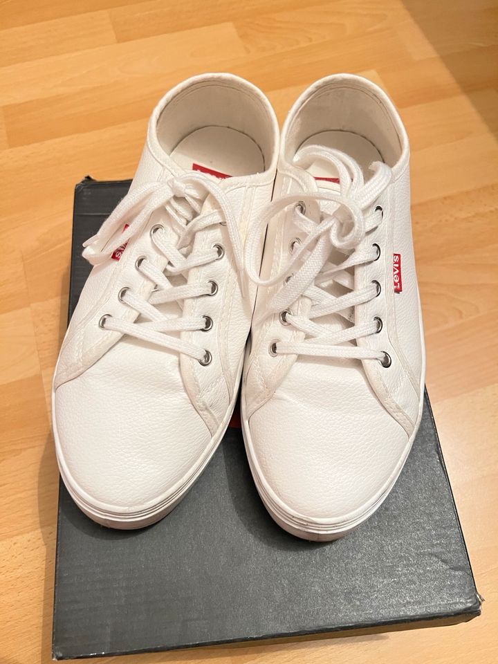 Levi’s Schuhe Größe 39 in Kehl