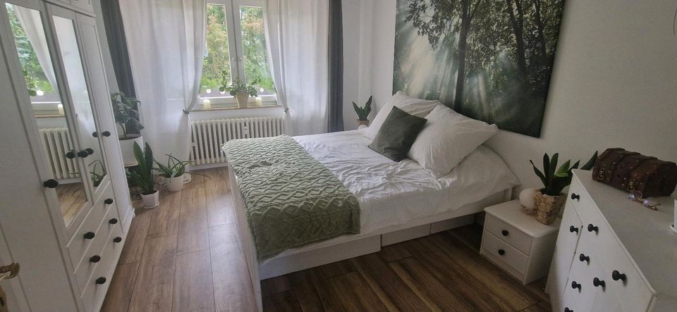 Schlafzimmer komplett lackiert 5-teilig in Bückeburg