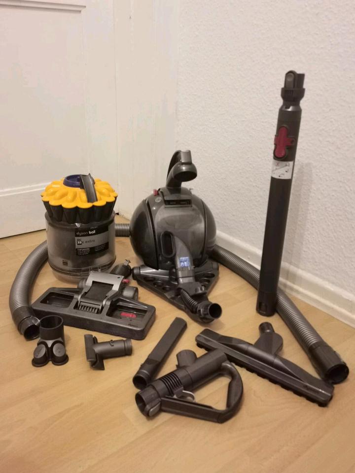 DYSON BALL DC33C EXTRA STAUBSAUGER PERFECT SEHR  GUT GARANTİE in Hamburg
