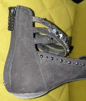 Sommerschuhe Gr. 40 schwarz  mit Nieten usw Baden-Württemberg - Ulm Vorschau