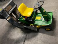 Ich suche Rasentraktor John Deere 75 defekt Bayern - Augsburg Vorschau