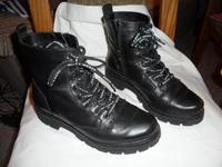 Schnürschuhe - Leder - Damen/Mädchen von Gerry Weber Gr. 38 Dresden - Weixdorf Vorschau