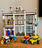 Lego City 4207 Garage/ Parkhaus mit Originalkarton und Anleitung! Niedersachsen - Moormerland Vorschau