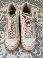 Tennisschuhe für draußen Hessen - Butzbach Vorschau