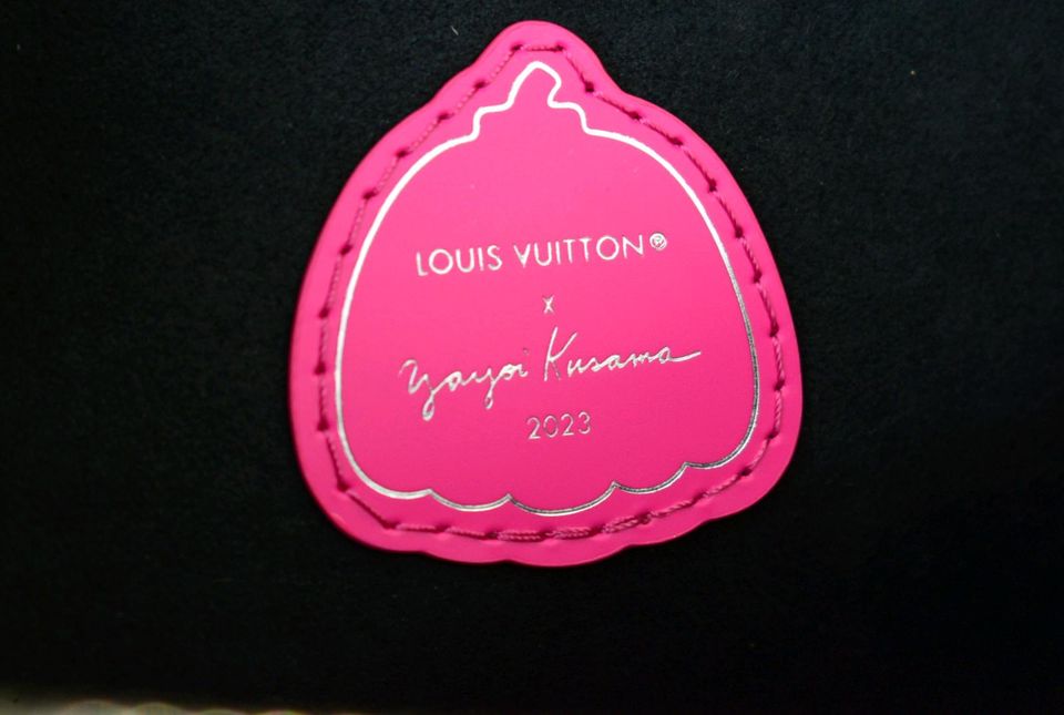 Louis Vuitton Multi Pochette Accessoires x Yayoi Kusama Empreinte in Tyrlaching