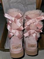 UGG Winterstiefel W Bailey Bow 2 Größe 37 Top Zustand Frauen Girl Leipzig - Dölitz-Dösen Vorschau