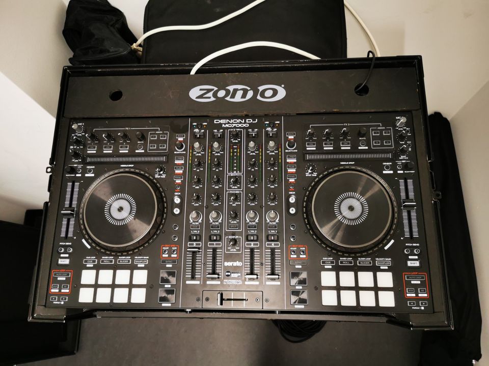 Denon DJ MC7000 incl. ZOMO Case und Serato Lizenz in Köln