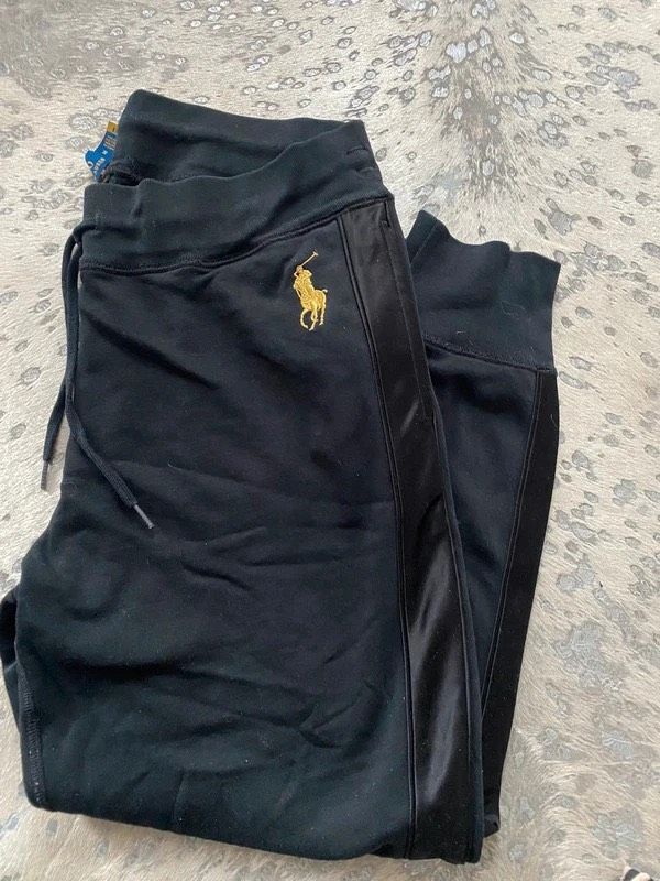 Polo Ralph Lauren Jogginghose schwarz mit Seitenstreifen M in Solingen