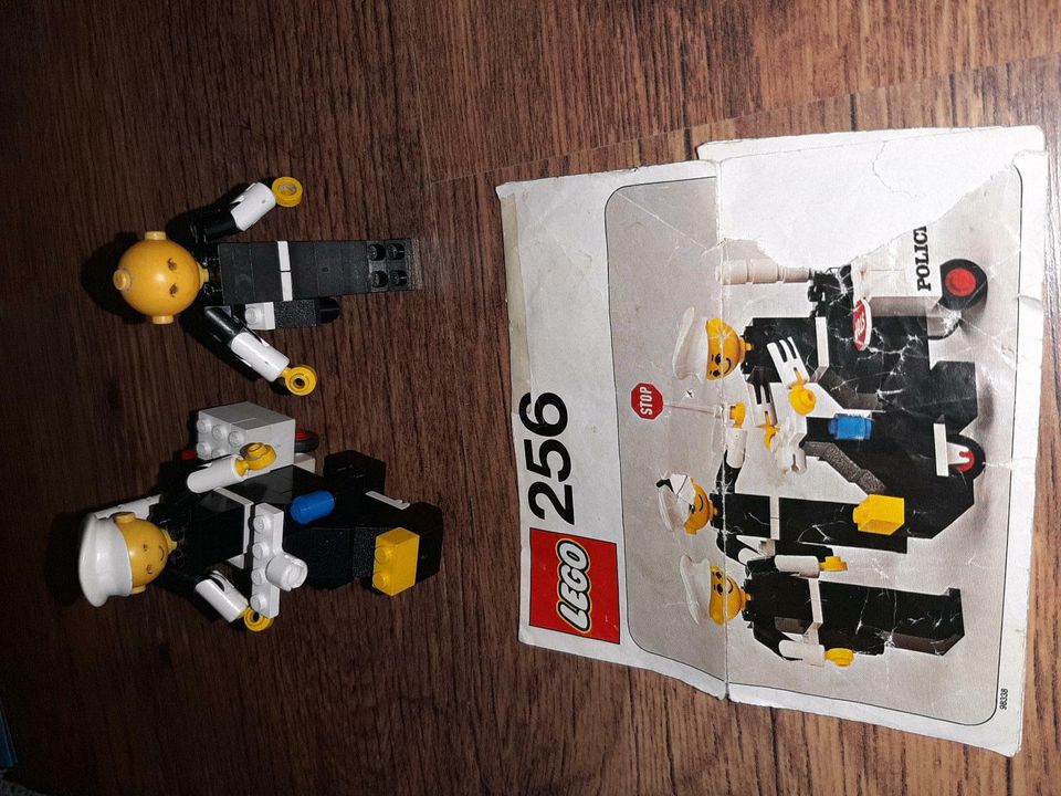 Lego Vintage 256 Polizei in Gladbeck