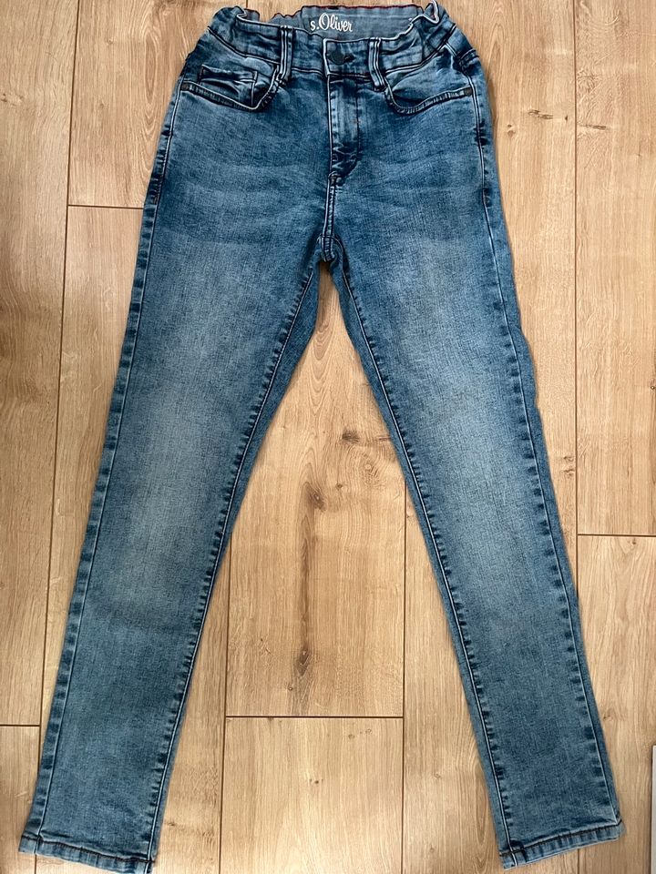 S.Oliver Jeans in Duisburg