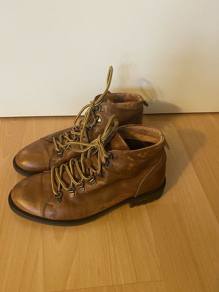 HE by Mango Stiefel, Cognac Farbton, Gr42 in Seelze