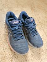 Asics Laufschuhe Gr. 42 Schwerin - Altstadt Vorschau