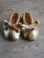 Babyschuhe gold Nordrhein-Westfalen - Schleiden Vorschau