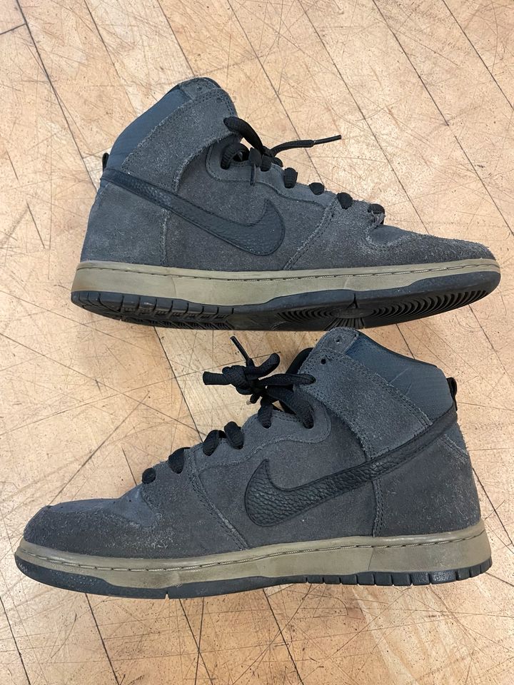 Nike SB Dunk High Anthracite Matte Olve 305050-033 Größe 44 in Köln