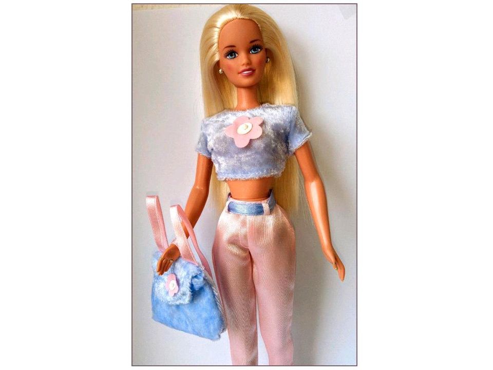 BARBIE 1997 TEEN SKIPPER FASHION AVENUE VINTAGE KLEIDUNG ZUBEHÖR in Hamburg