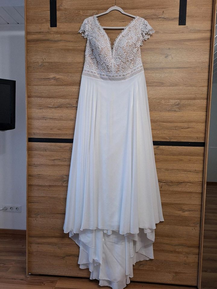 Brautkleid Vintage NEU in Brombachtal