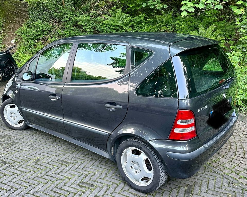 Mercedes Benz A160 in Remagen