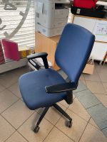 Schreibtisch Stuhl. Profi Büro Stuhl. ca. 10 Jahre alt, aber TOP! Hannover - Bothfeld-Vahrenheide Vorschau