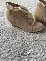Schuhe 39 Arizona Keilabsatz Niedersachsen - Wittorf Vorschau