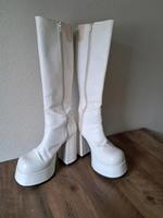 Buffalo Stiefel, Klassiker T24400, Plateaustiefel, Gr. 37 Bayern - Thurmansbang Vorschau