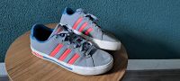 Adidas Sneaker Schuhe Größe 41 1/3 Sachsen-Anhalt - Braunsbedra Vorschau