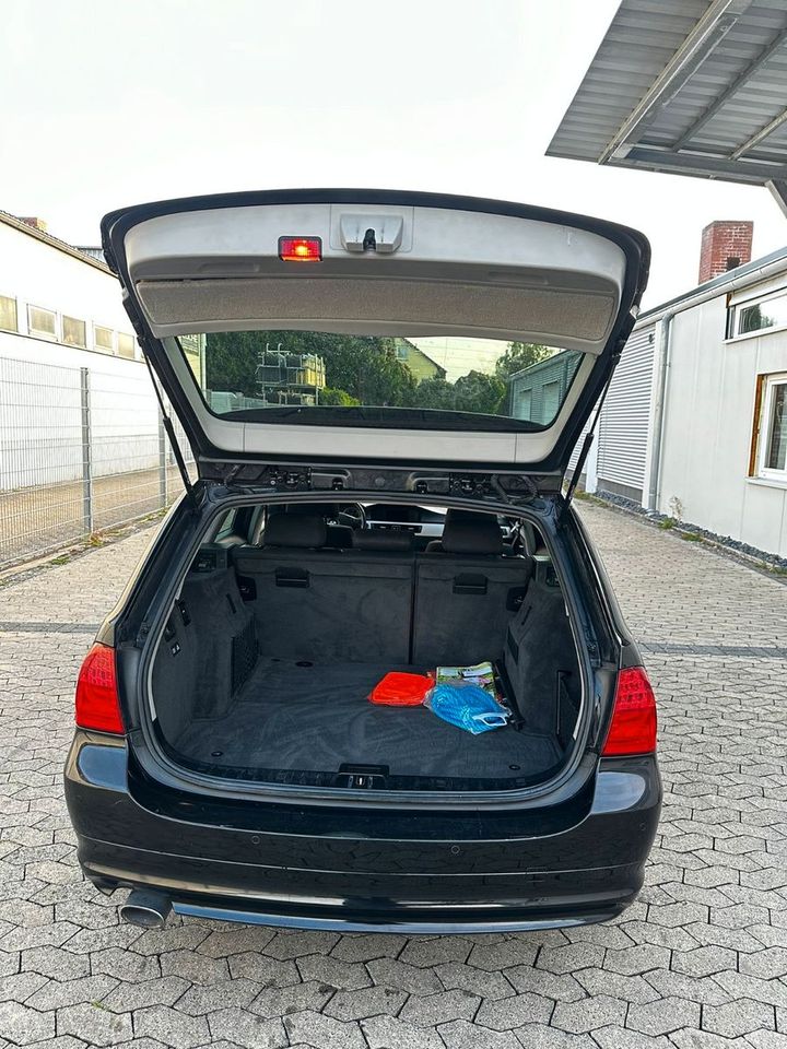 BMW 318d Touring - in Mayen