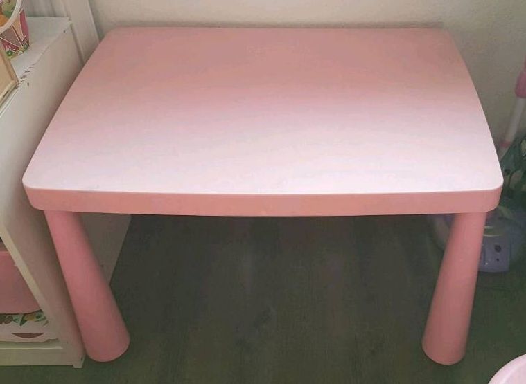 Ikea MAMMUT Kindertisch Kinderstuhl Kinderhocker rosa pink in Berlin