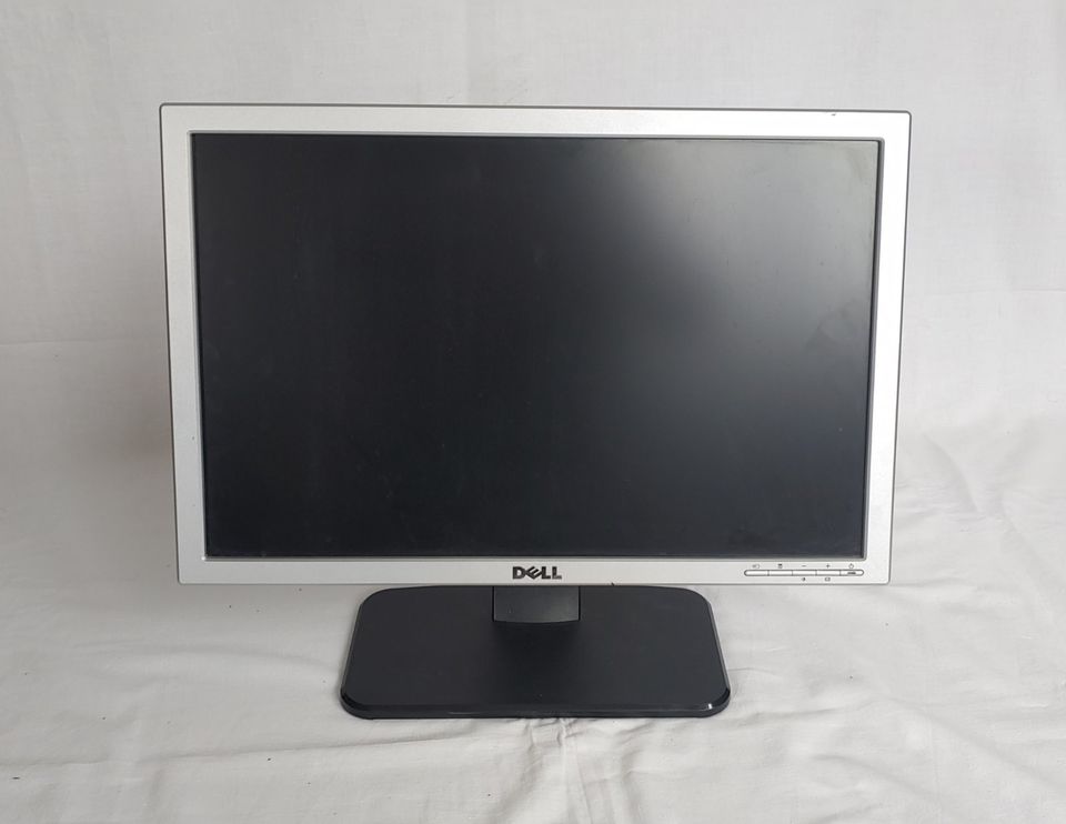 Dell 19" Monitor Bildschirm SE198WFPf - sehr gut erhalten in Berlin