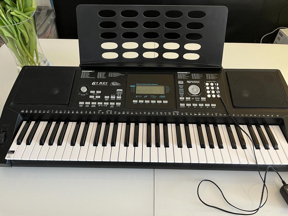 Keyboard LP 6210C in Erkrath