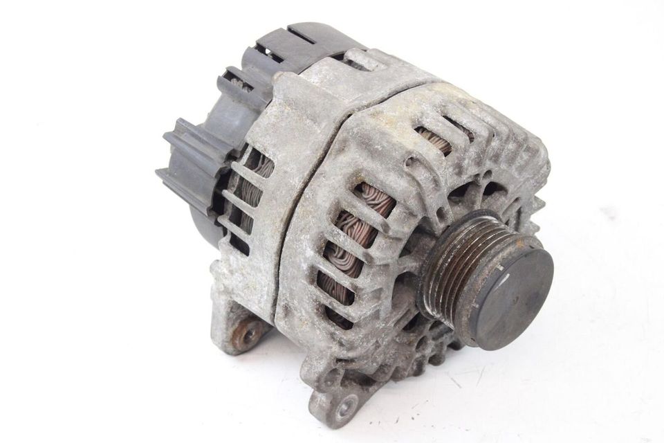 VW Touareg II 7P 3,0TDI CVVA Lichtmaschine Generator 059903023N in Lastrup