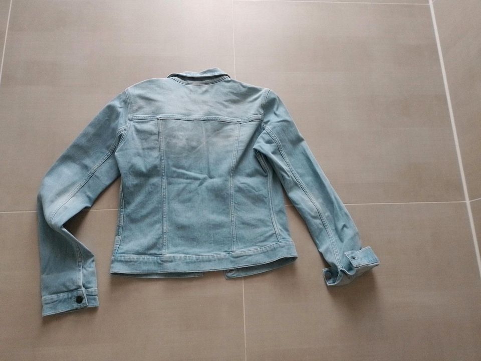 Calvin Klein Jeansjacke Gr M TOP ZUSTAND!! in Teutschenthal