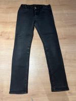 Jeans Gr. 152 Niedersachsen - Winsen (Luhe) Vorschau