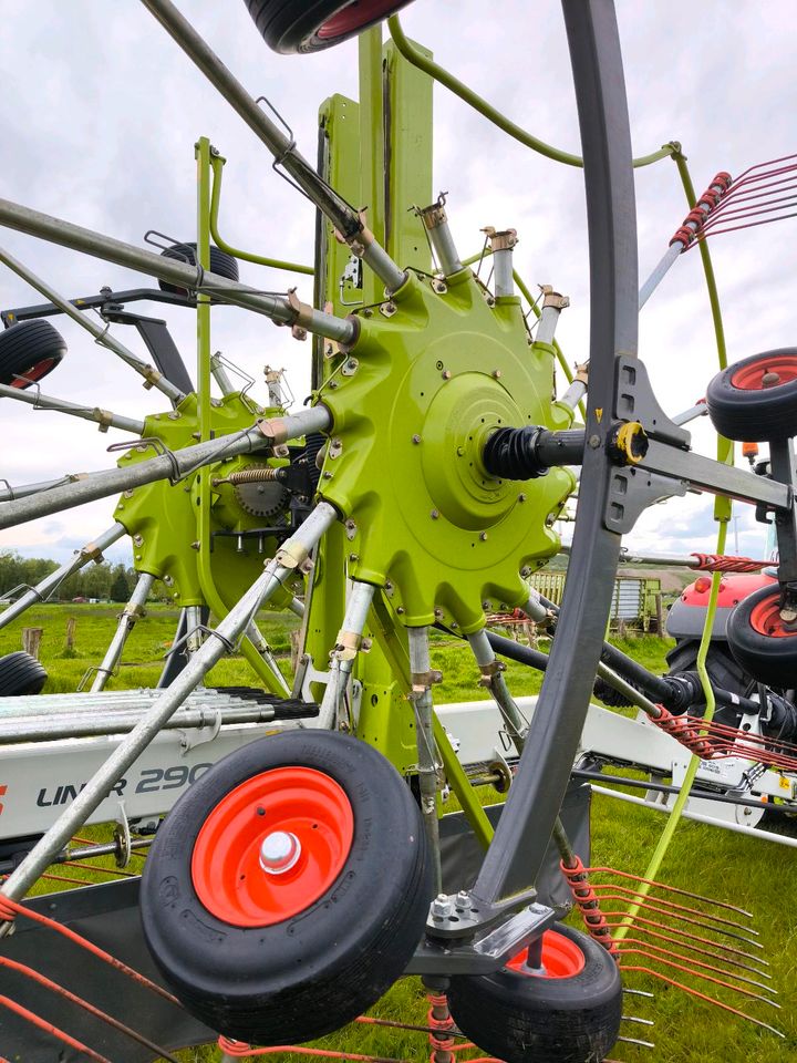 Claas Liner 2900 6 Rad-Fahrwerk BJ 2014 in Bremen