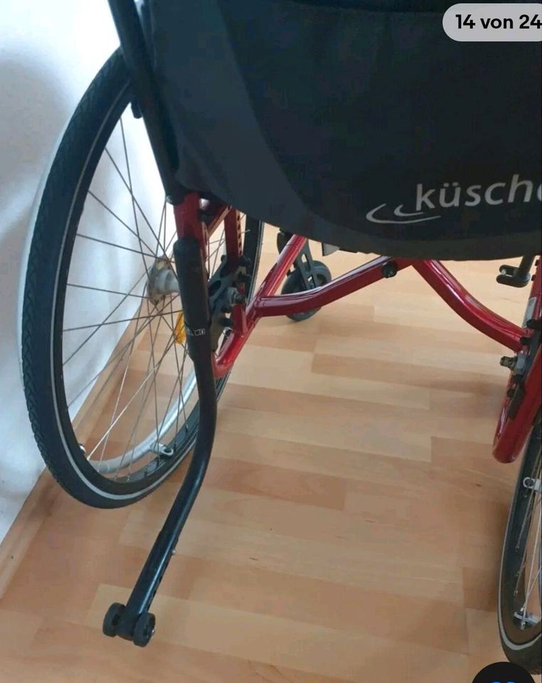 NEU KÜSCHALL AKTIVROLLSTUHL ULTRA LEICHT LIGHT 420 mm 42 cm ROT in Fellbach