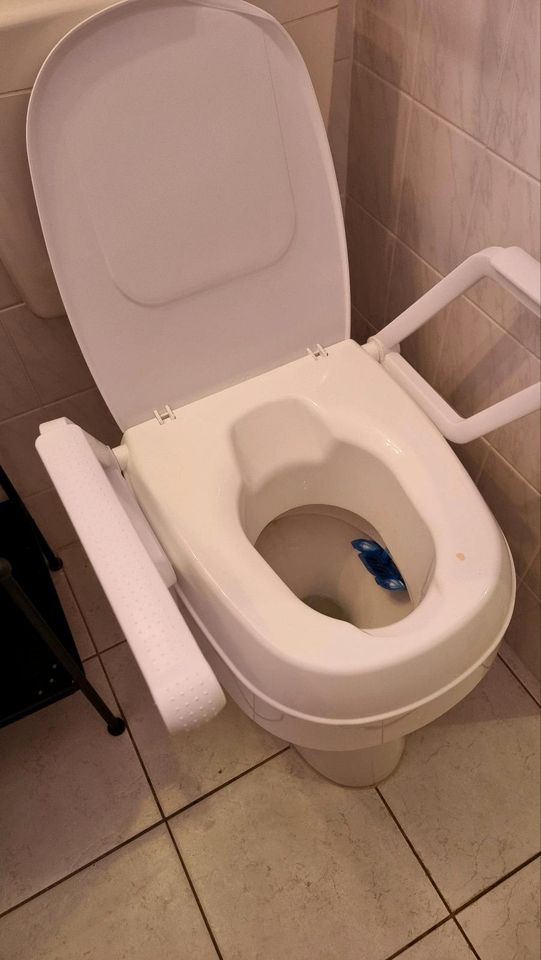 Toilettensitzerhöhung in Köln