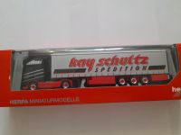 HERPA 306980 Volvo FH Gl. XL  GaPlSz " kay schultz " Hannover - Südstadt-Bult Vorschau