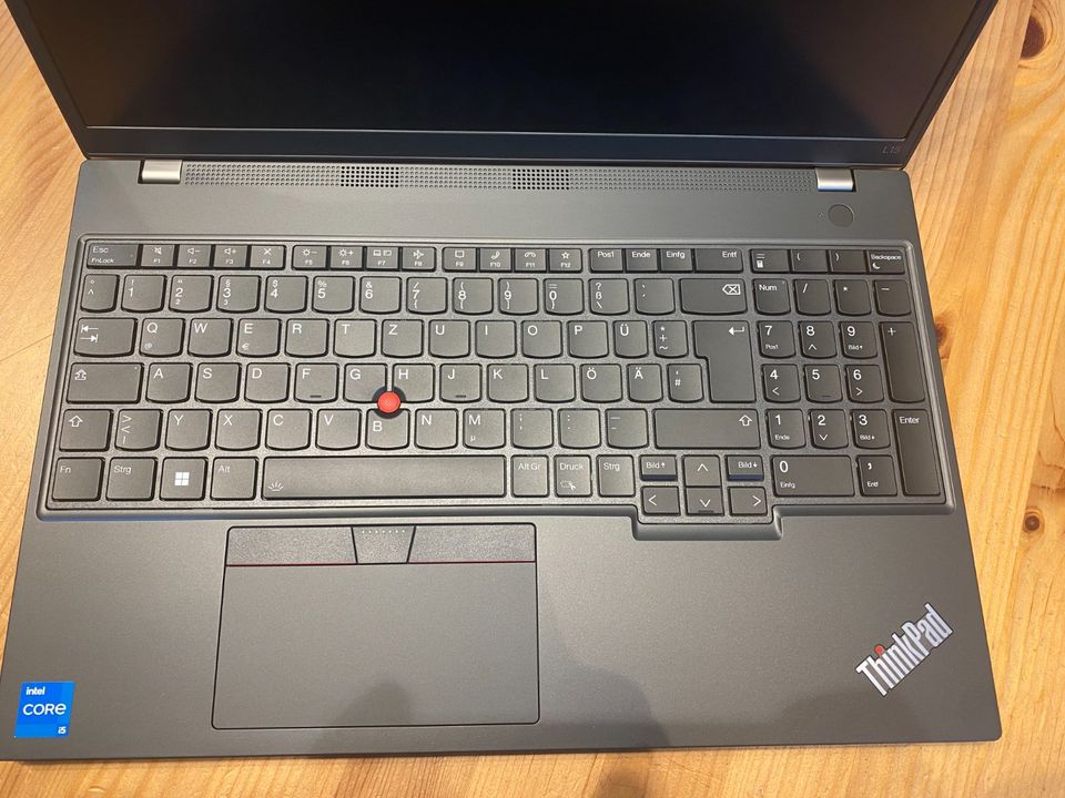 Lenovo ThinkPad L15 Gen4 - i5 - 16GB RAM - 512GB SSD - 15.6" FHD in Dresden
