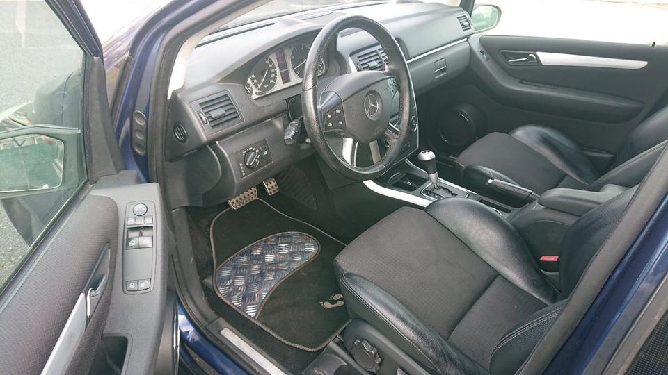 Mercedes-Benz B 200 Aut+2Hd+Xenon+Navi+AHK+SHZ+PDC+Blue+T in Berlin