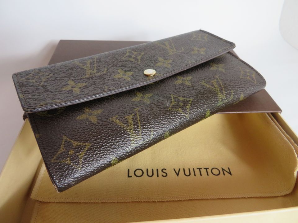 LOUIS VUITTON Sarah Monogram Geldbörse inkl. Box in Recklinghausen