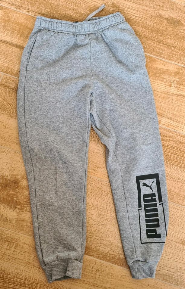 Puma Jogging Hose Kind Größe 140 in Ettlingen