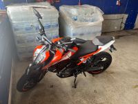 KTM Duke 125 Orange / <200km / Baujahr 2020 / TÜV NEU Nordrhein-Westfalen - Bergkamen Vorschau