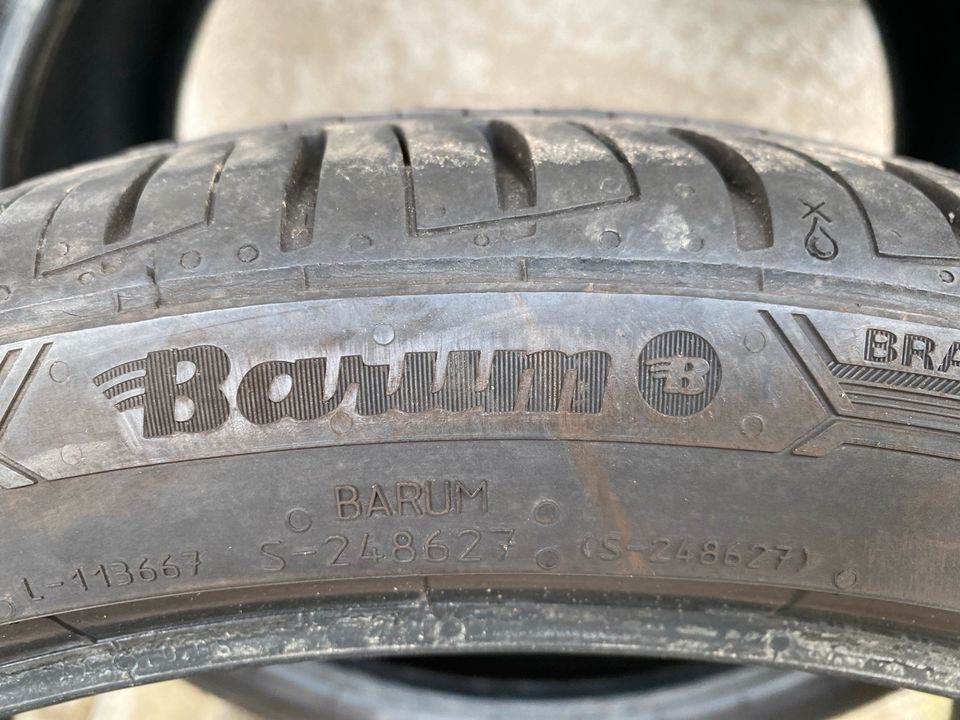 2 Sommerreifen Barum 245/35R19 93Y XL gebraucht 2020 in Marienberg