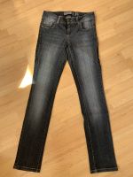 Vero Moda Jeans 29/34 wie neu grau Stretch Nordrhein-Westfalen - Düren Vorschau