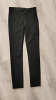 Schwarze schmale Hose H&M Gr. 38 Baden-Württemberg - Obersulm Vorschau