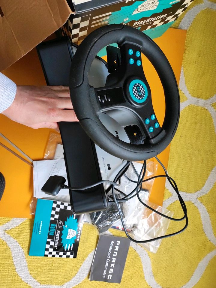 Offizieles Playstation 1 Lenkrad Racingwheel Fanatec Rallye OVP in Evessen