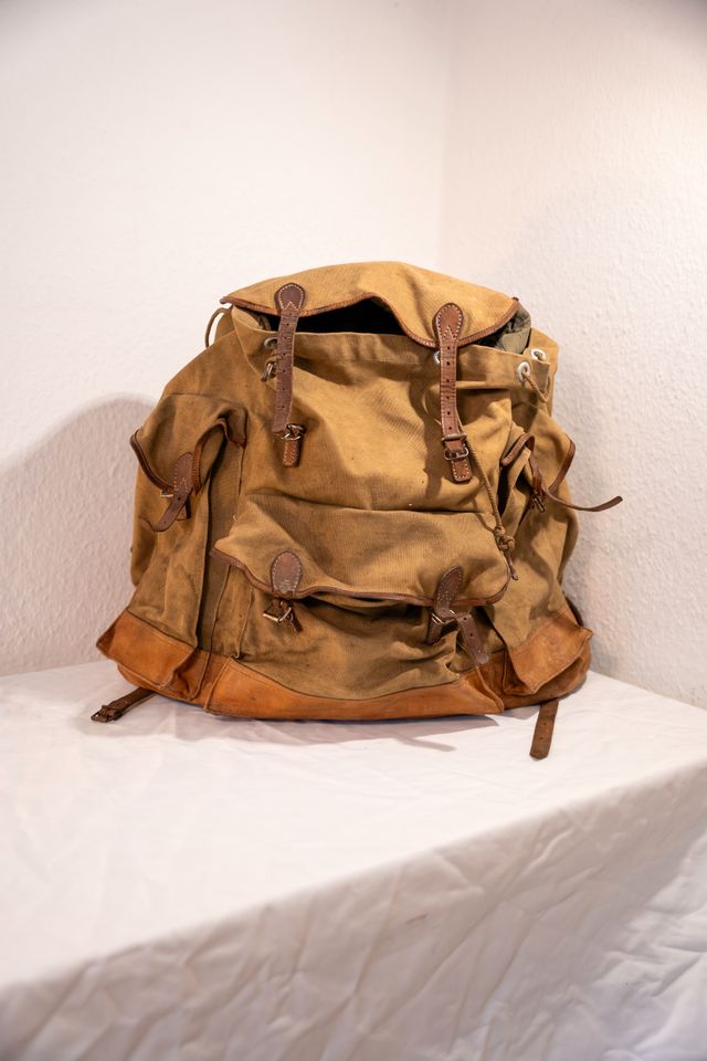 Alter Militär Rucksack (1940) Elastikus in Bremen