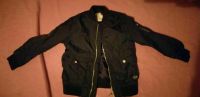 Jacke Zara Boys 122 aus 1. Hand mit Rückentasche und Vordertasche Berlin - Treptow Vorschau