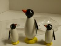 Erzgebirge 3 PINGUINE, Fa. Dregeno Seiffen, Volkskunst, neu, OVP Niedersachsen - Celle Vorschau