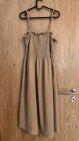 H&M Crêpe Kleid mit gesmokter Taille XL beige neu Niedersachsen - Rinteln Vorschau