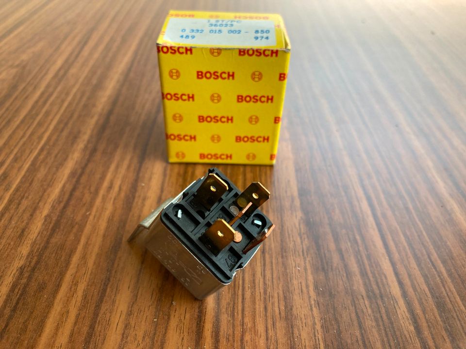 Relais Bosch 0332015002 Oldtimer Metallgehäuse 24V 2x10A neu NOS in Euskirchen